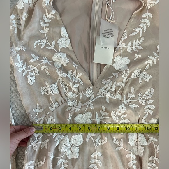 NWT Tularosa Ryland Dress - floral bridal embroidered- size S - Picture 9 of 14